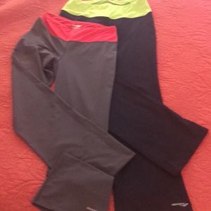 Saucony exercise pants.
